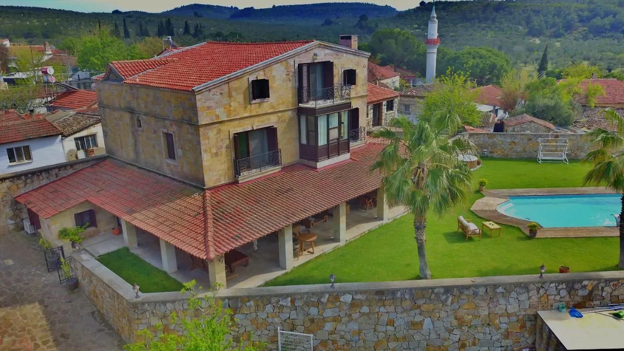 The Mira House Villa Ayvalı Pensiune agroturistice